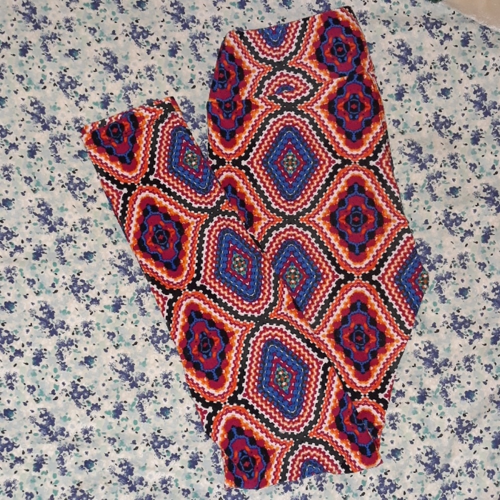 Lularoe legging oval pattern One size